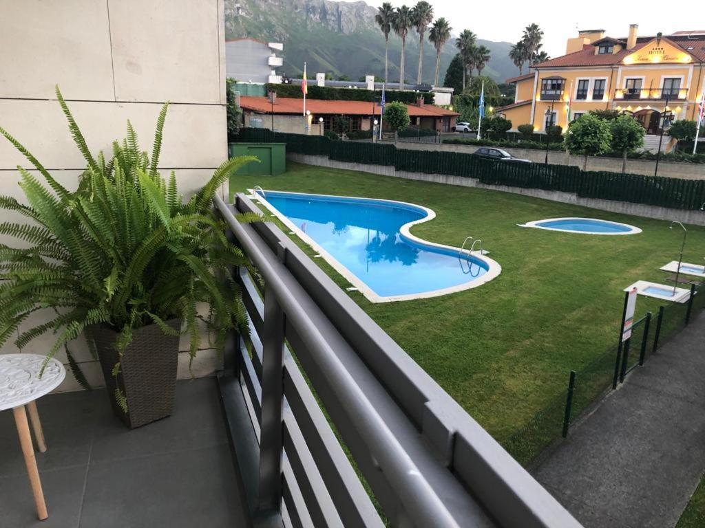 Apartamentos Boutique Arquera Golf I ยาเนส ภายนอก รูปภาพ